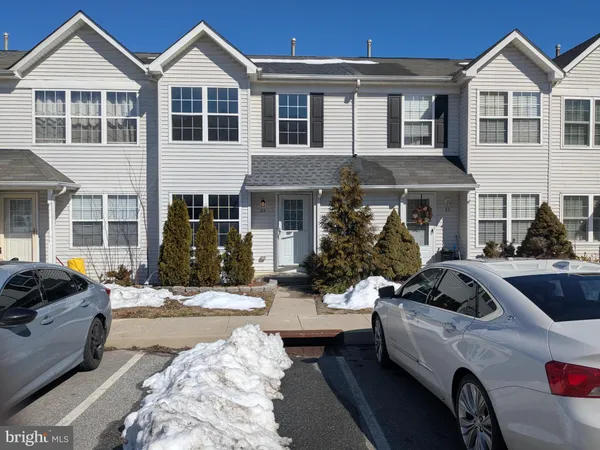 $2,300 | 25 Millstream Road, Pine Hill, NJ 08021