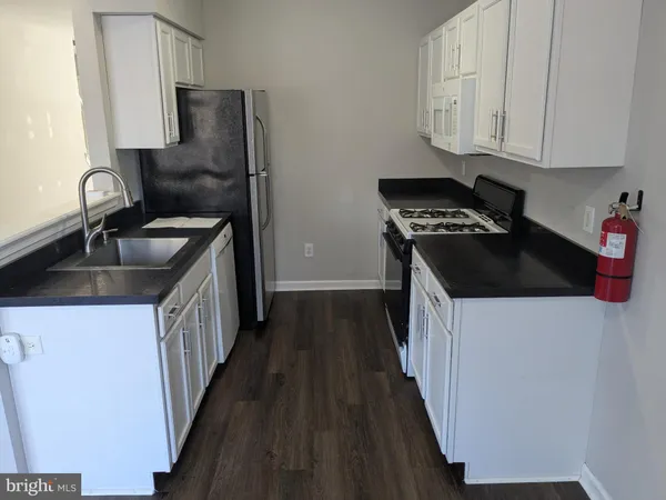 $2,300 | 25 Millstream Road, Pine Hill, NJ 08021