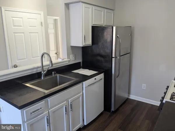 $2,300 | 25 Millstream Road, Pine Hill, NJ 08021