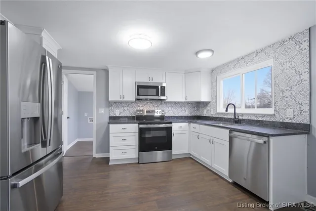 $209,900 | 285 Main Street, Charlestown, IN 47111