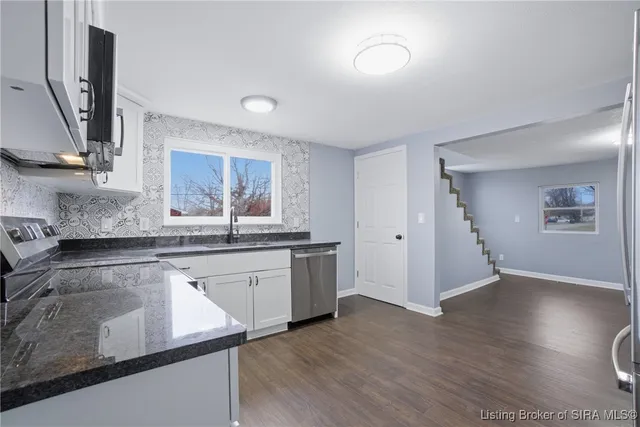 $209,900 | 285 Main Street, Charlestown, IN 47111