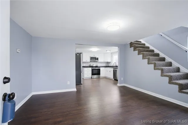 $209,900 | 285 Main Street, Charlestown, IN 47111