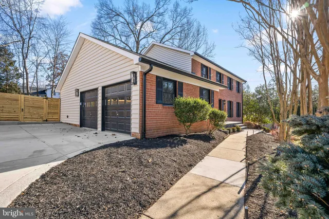 $1,274,800 | 4303 Wynnwood Drive, Annandale, VA 22003