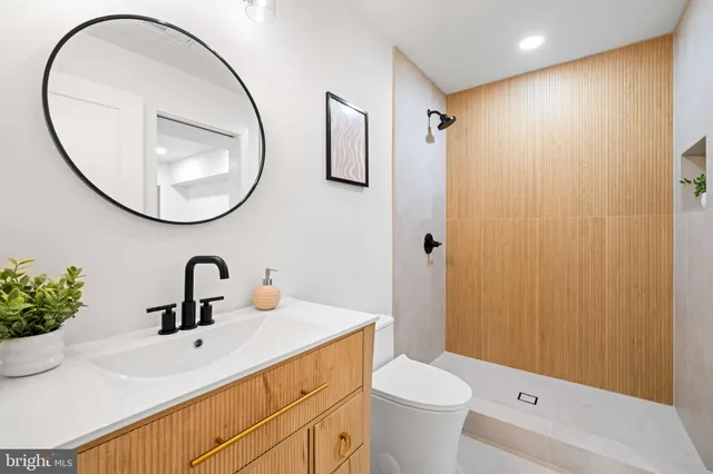 $1,274,800 | 4303 Wynnwood Drive, Annandale, VA 22003