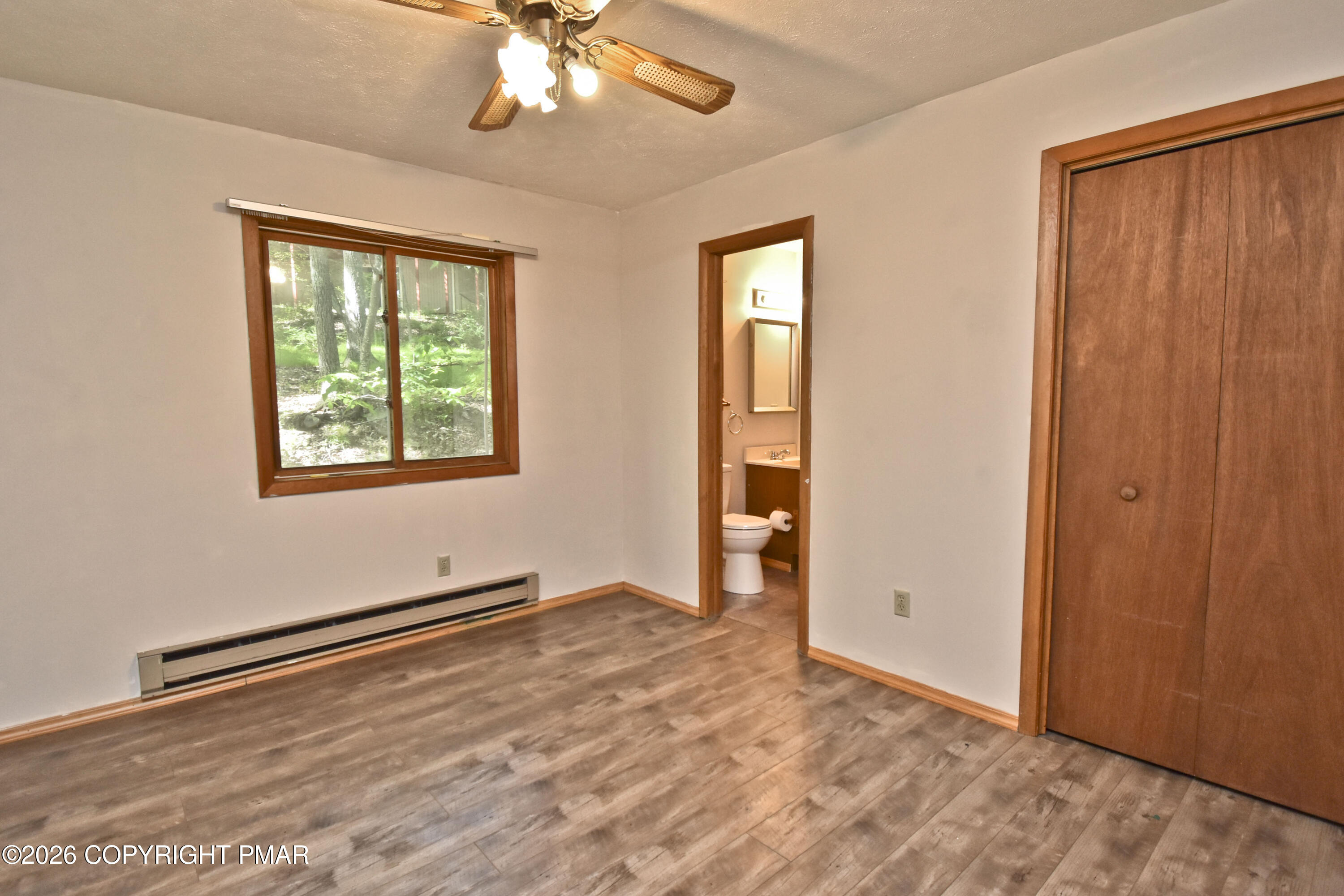 148 Manchester Drive Bushkill, PA 18324 - Photo 14 of 35 4 Primary (2)