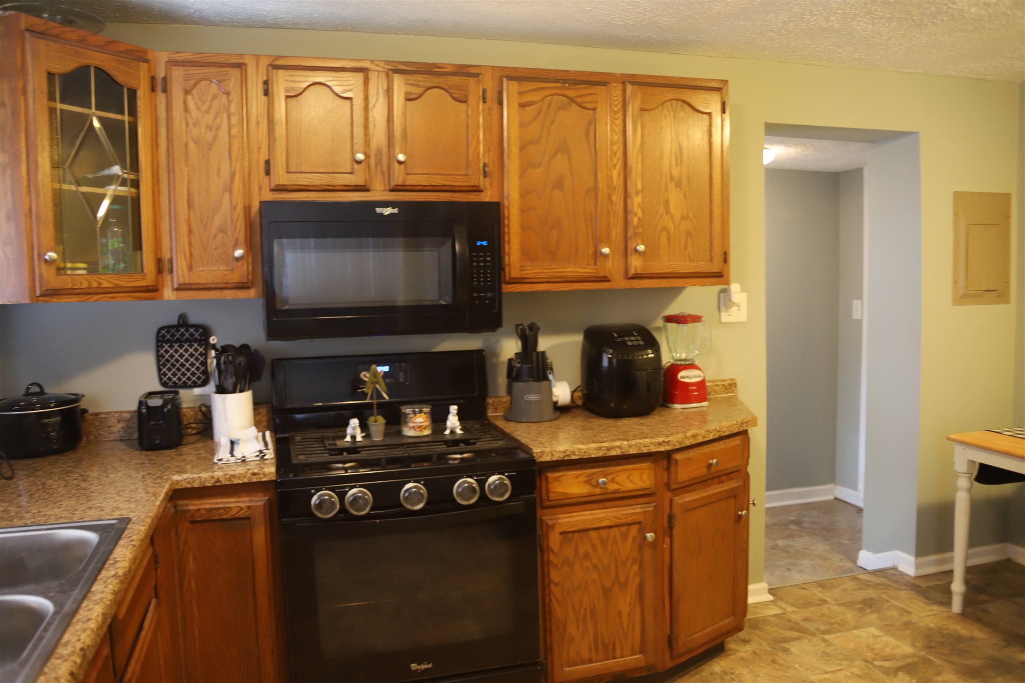 1107 R Street Bedford, IN 47421 - Photo 4 of 21 Gallery Image 4