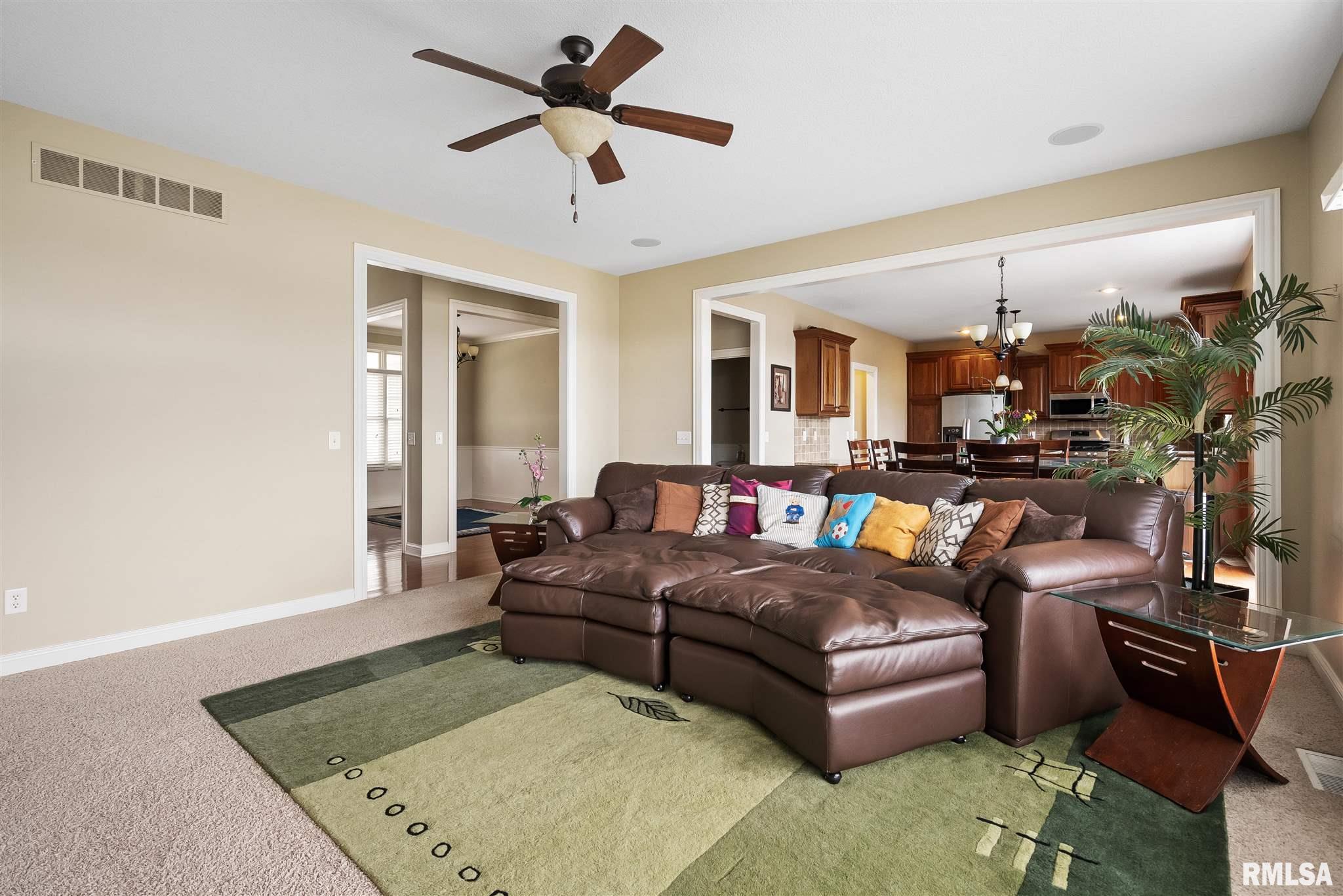 4106 Thunder Ridge Road Bettendorf, IA 52722 - Photo 10 of 31 Gallery Image 10
