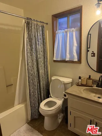 $1,995 | 42810 Willow Avenue, Big Bear Lake, CA 92315