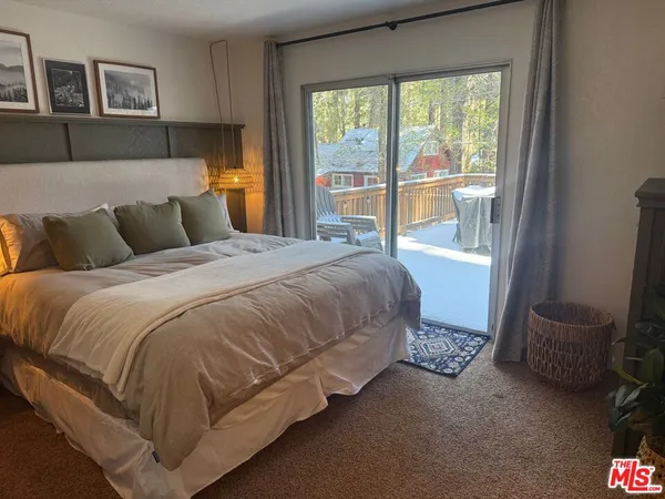$1,995 | 42810 Willow Avenue, Big Bear Lake, CA 92315