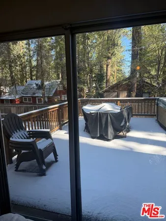 $1,995 | 42810 Willow Avenue, Big Bear Lake, CA 92315