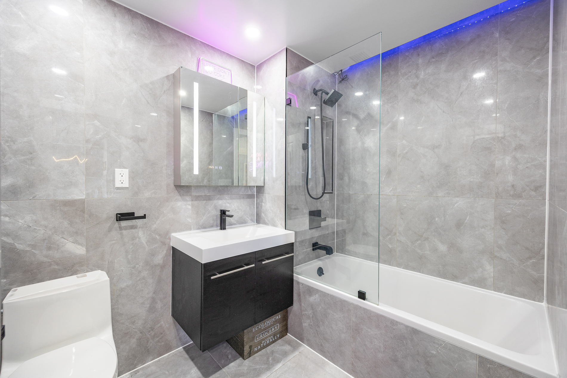 14-54 31st Avenue, Unit 7A Queens, NY 11106 - Photo 11 of 15