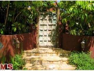 3675 Valleybrink Road Los Angeles, CA 90039 - Photo 1 of 1 Gallery Image 1