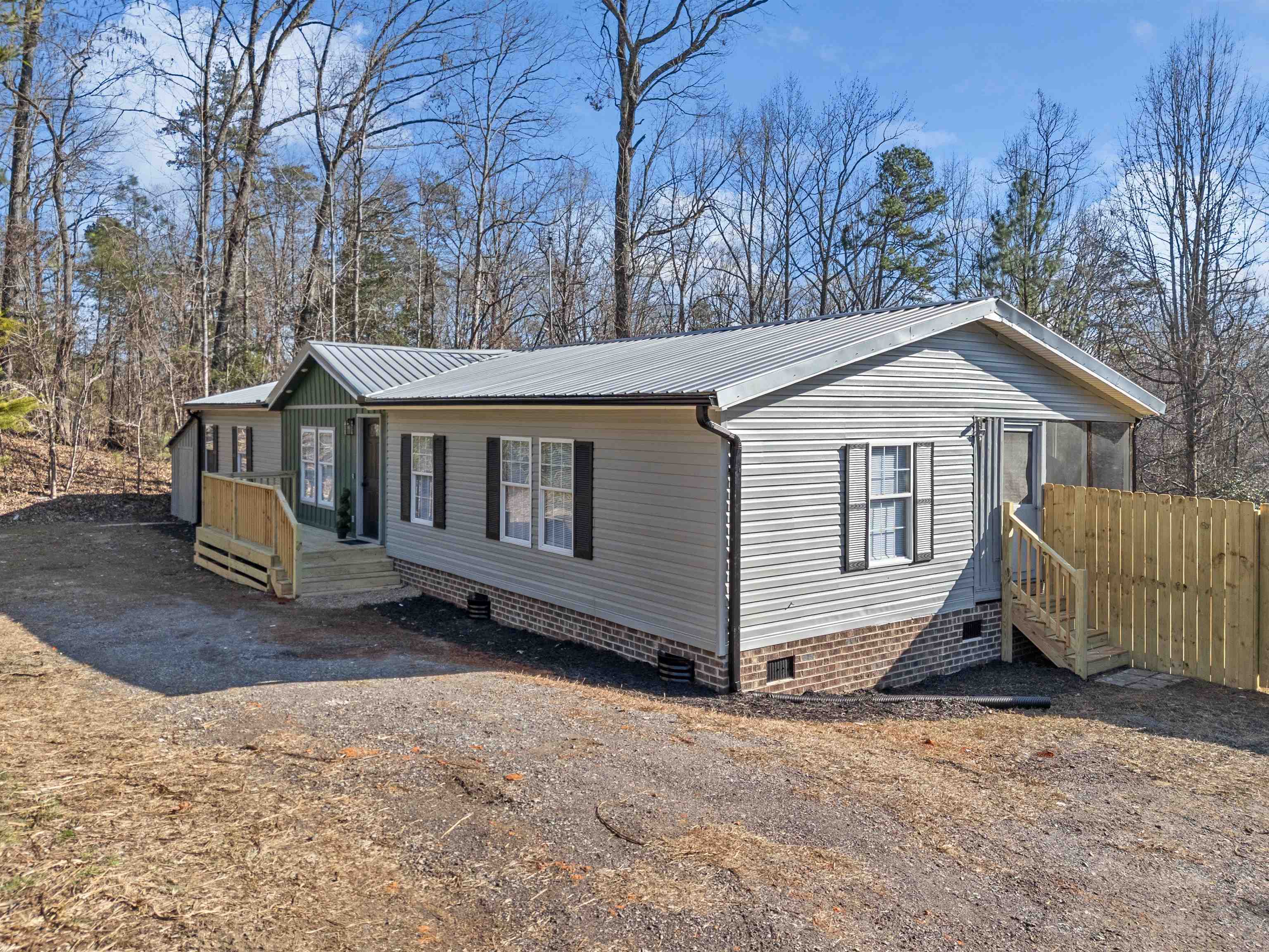 371 Forest Dale Road Marietta, SC 29661 - Photo 3 of 49