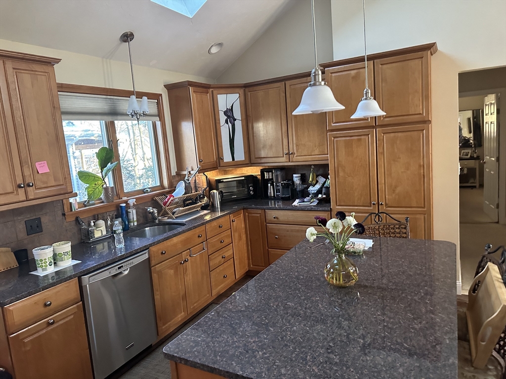 34 South Gate Park, Unit 2 Newton, MA 02465 - Photo 1 of 1