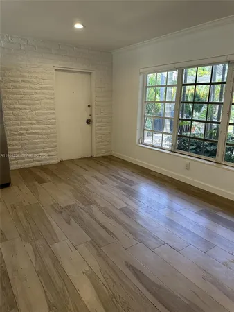 $3,200 | 60 Park Drive, Unit B, Bal Harbour, FL 33154