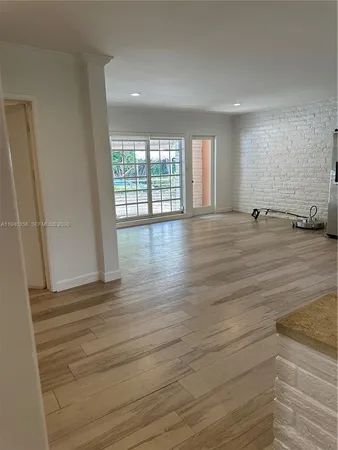 $3,200 | 60 Park Drive, Unit B, Bal Harbour, FL 33154