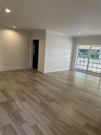 $3,200 | 60 Park Drive, Unit B, Bal Harbour, FL 33154