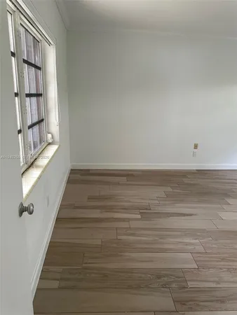 $3,200 | 60 Park Drive, Unit B, Bal Harbour, FL 33154