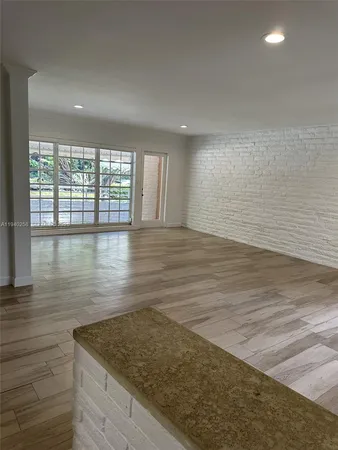 $3,200 | 60 Park Drive, Unit B, Bal Harbour, FL 33154