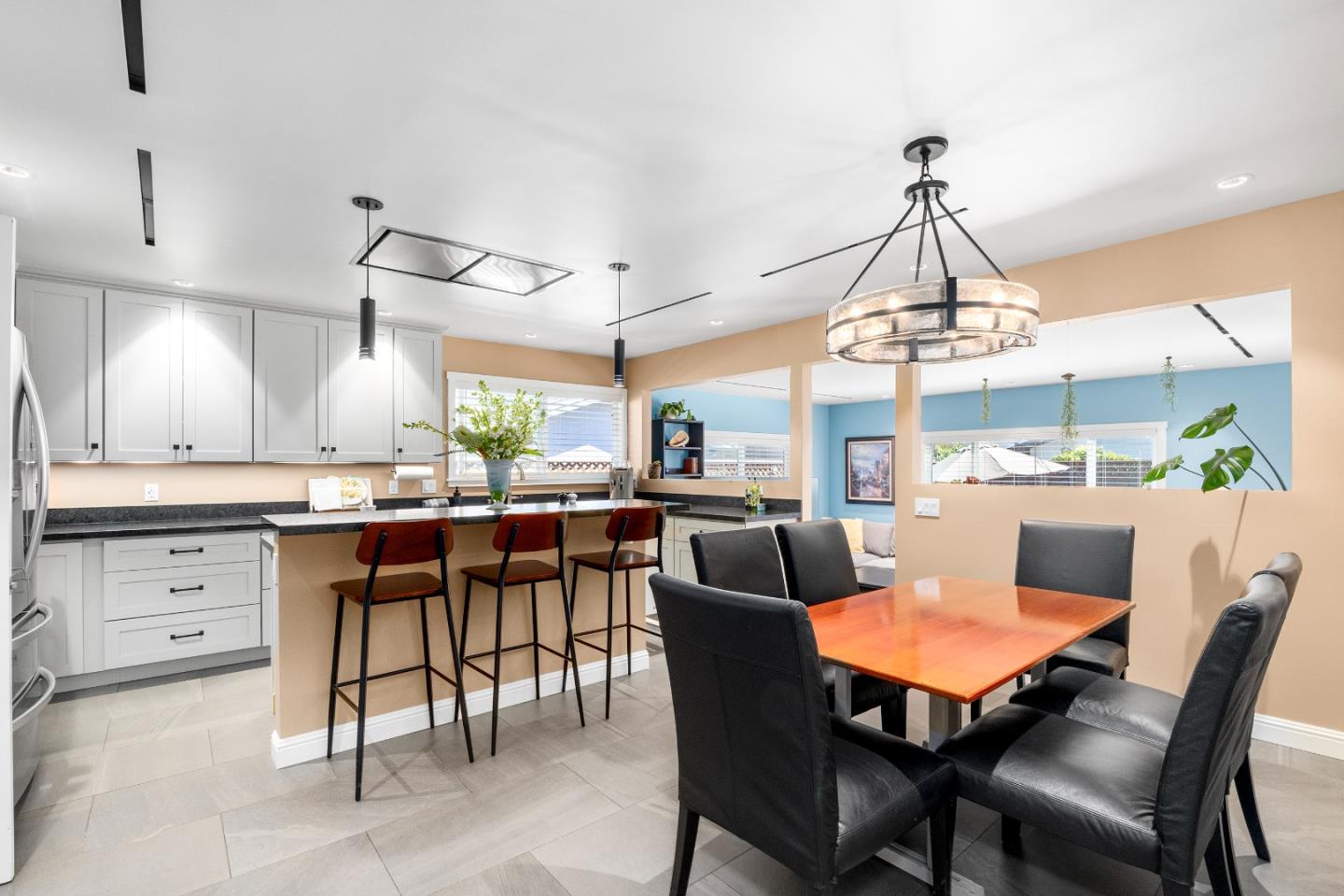 426 Roxas Street Santa Cruz, CA 95062 - Photo 12 of 37 Gallery Image 12