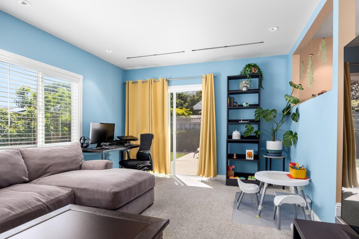 426 Roxas Street Santa Cruz, CA 95062 - Photo 16 of 37 Gallery Image 16