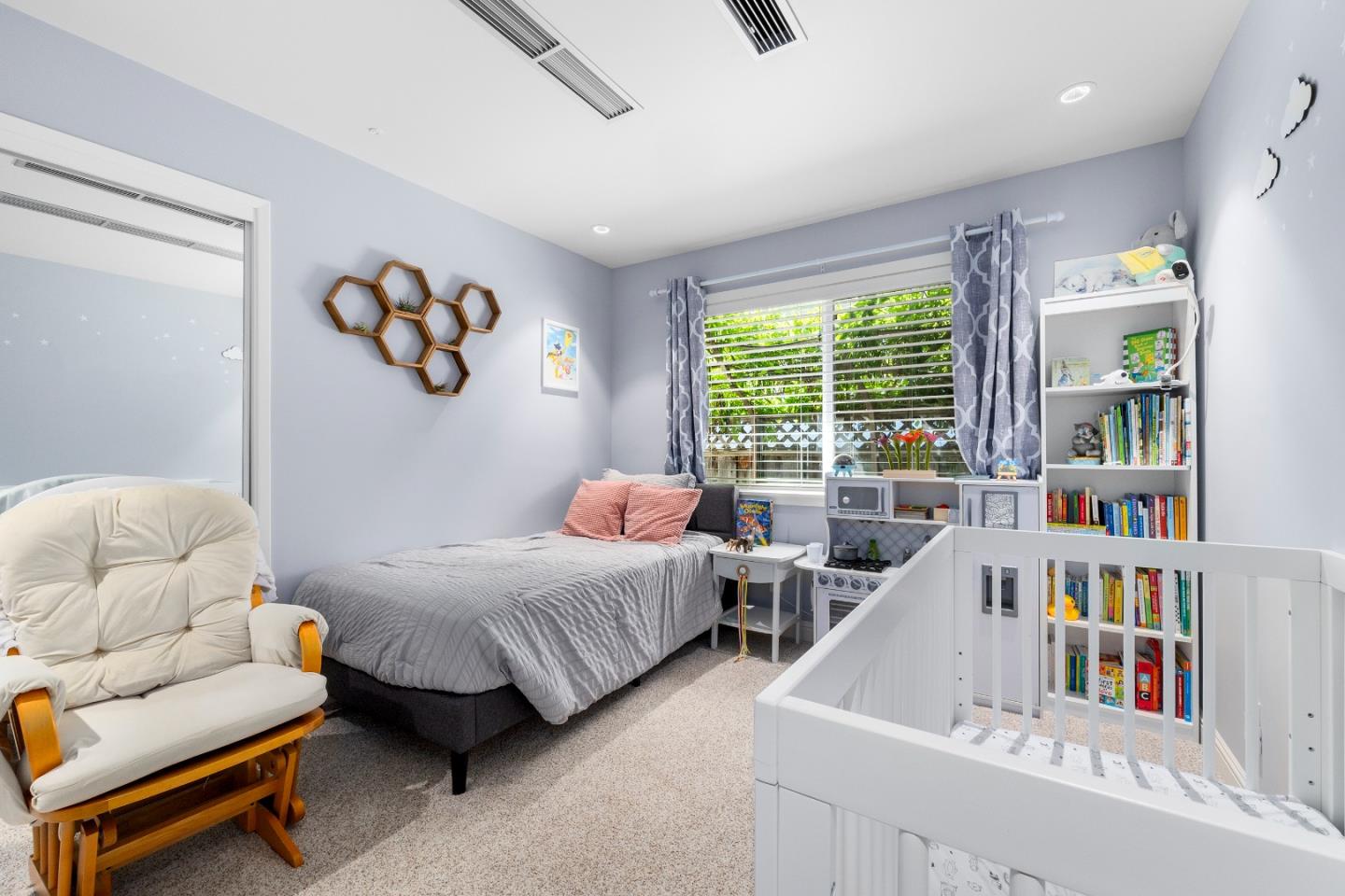 426 Roxas Street Santa Cruz, CA 95062 - Photo 23 of 37 Gallery Image 23
