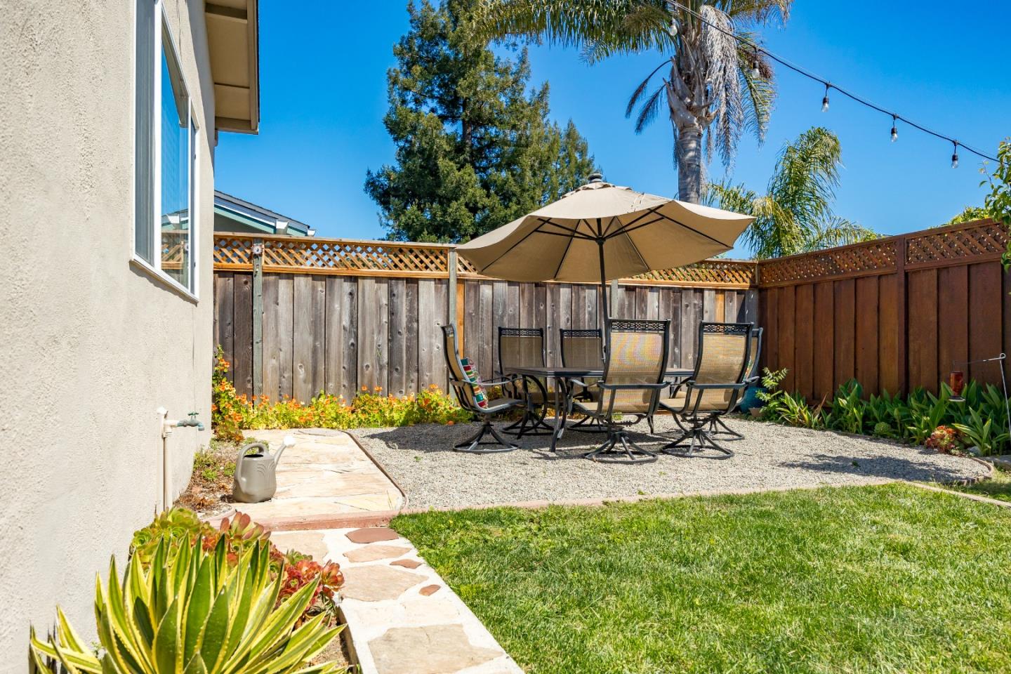 426 Roxas Street Santa Cruz, CA 95062 - Photo 31 of 37 Gallery Image 31