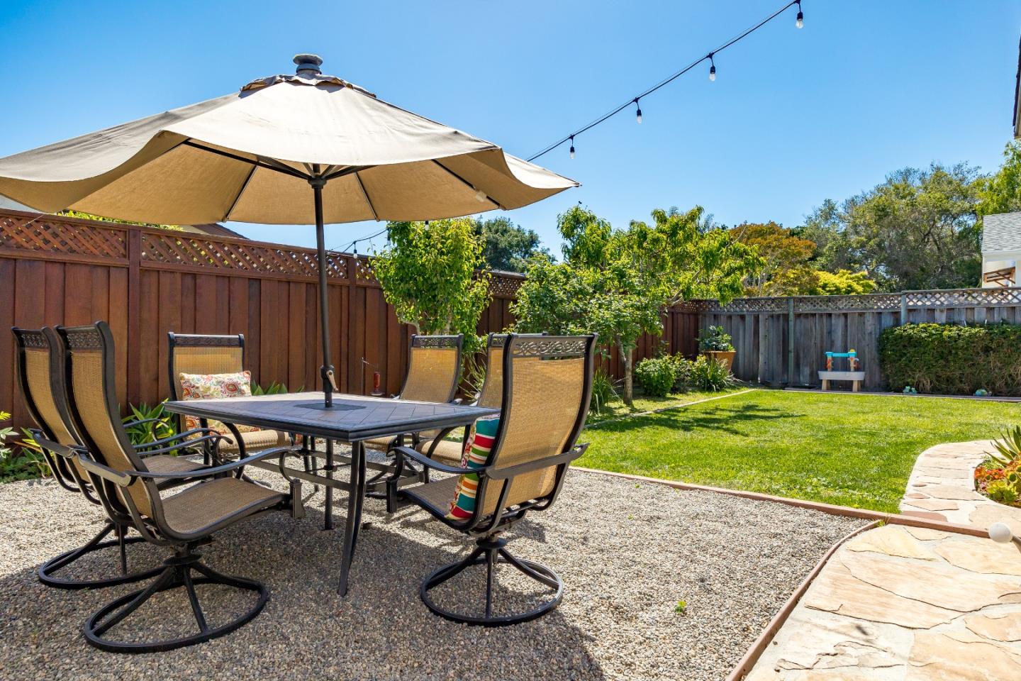 426 Roxas Street Santa Cruz, CA 95062 - Photo 32 of 37 Gallery Image 32