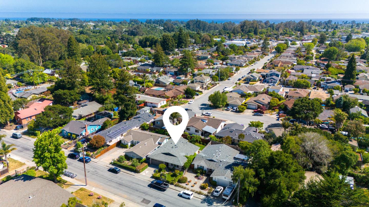 426 Roxas Street Santa Cruz, CA 95062 - Photo 37 of 37 Gallery Image 37