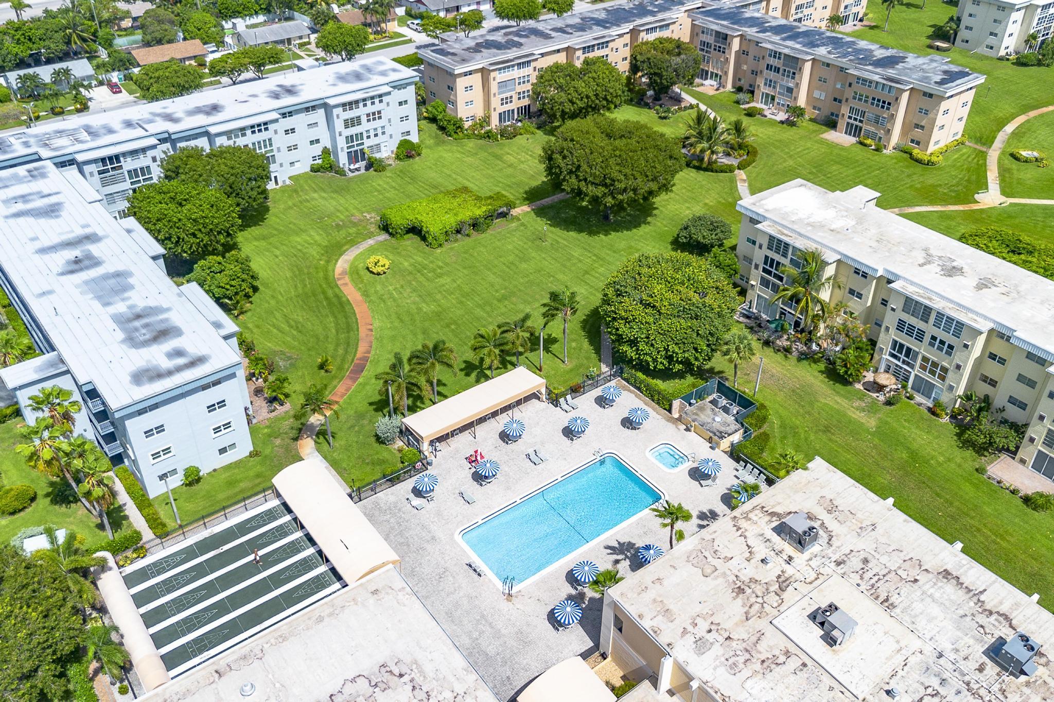 2600 Northeast 1st Lane, Unit 104 Boynton Beach, FL 33435 - Photo 40 of 41 an aerial view of a house with a garden