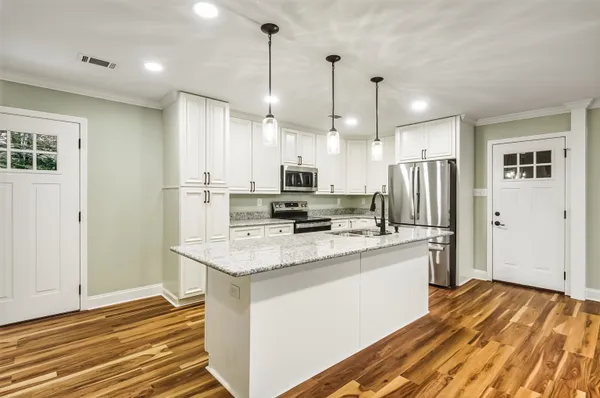 $369,900 | 11560 South Main Street, Somerville, TN 38068