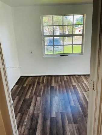$2,200 | Sun Land Park, Miramar, FL 33023