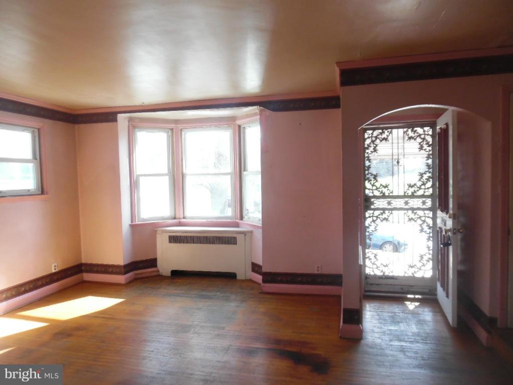 4054 Hillen Road Baltimore, MD 21218 - Photo 5 of 10 Interior (General)