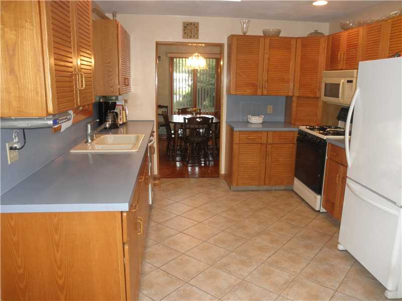 183 Ridge Road Smithfield, RI 02917 - Photo 5 of 23 Kitchen. Kitchen Leads to Formal Dining Room & Dining Area is on the Opposite Side! Very Deceiving Room...