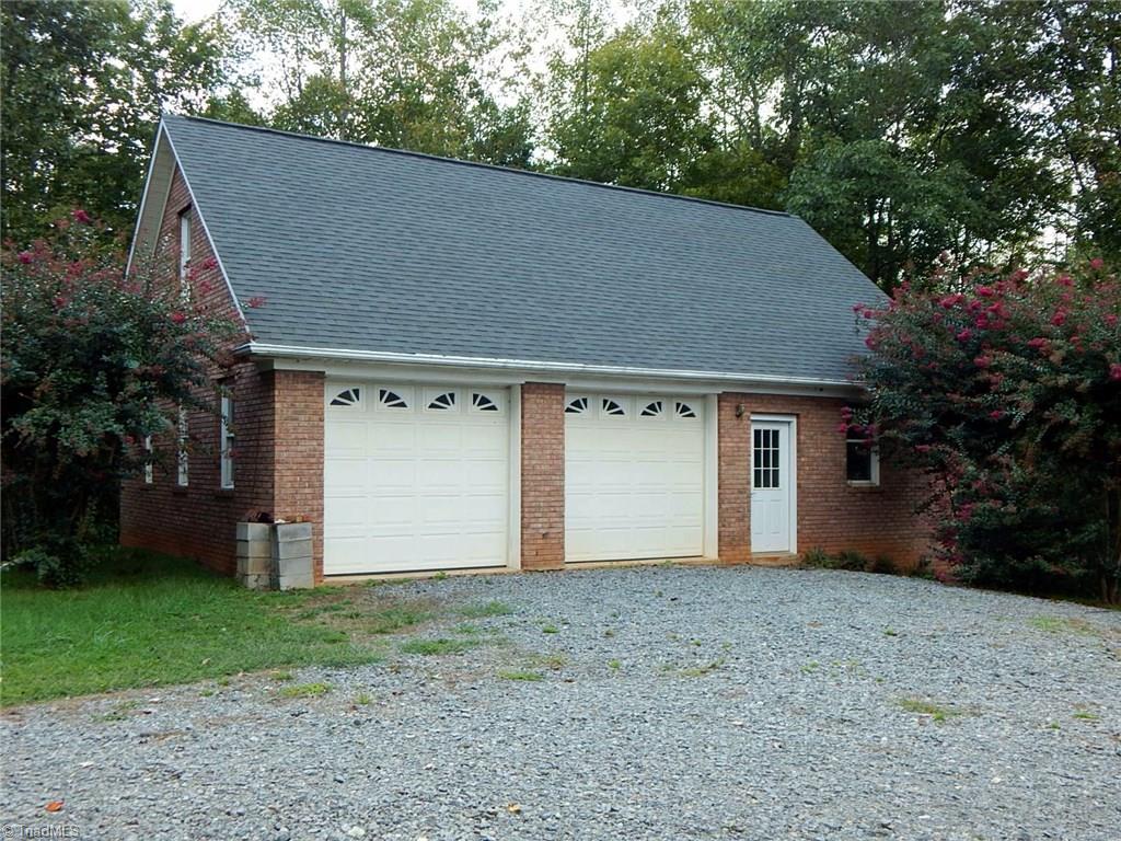 568 Whisper Ridge Lane Elkin, NC 28621 - Photo 13 of 29 Gallery Image 13
