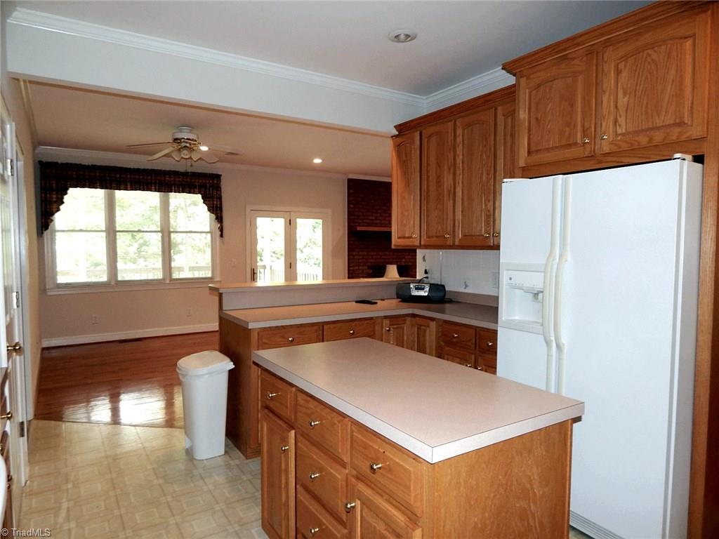 568 Whisper Ridge Lane Elkin, NC 28621 - Photo 7 of 29 Gallery Image 7