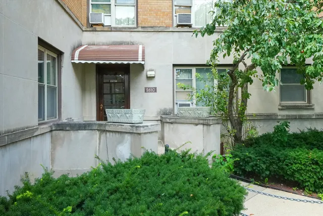 $1,400 | 2610 West Balmoral Avenue, Unit 501, Chicago, IL 60625