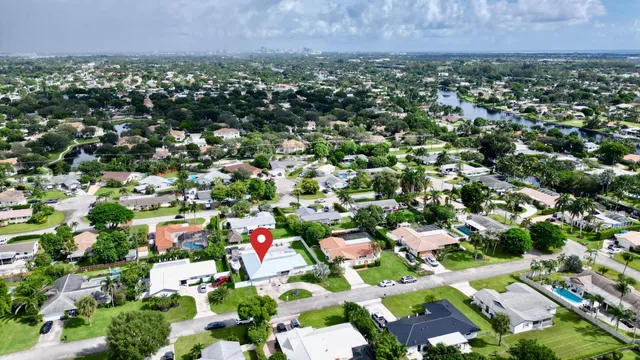 $825,000 | 1861 Caribbean Road West, Lake Clarke Shores, FL 33406