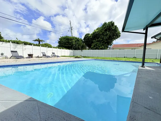 $825,000 | 1861 Caribbean Road West, Lake Clarke Shores, FL 33406