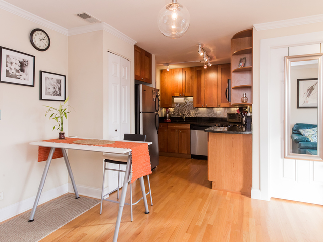 4144 North Sheridan Road, Unit 602 Chicago, IL 60613 - Photo 11 of 21