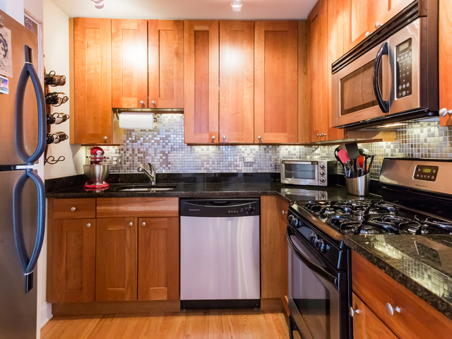4144 North Sheridan Road, Unit 602 Chicago, IL 60613 - Photo 9 of 21