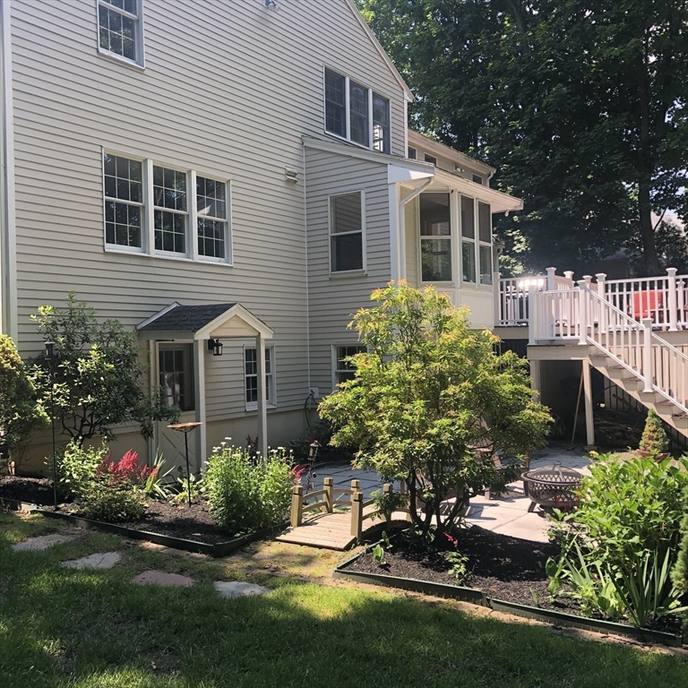 131 Prospect Street Wakefield, MA 01880 - Photo 10 of 12