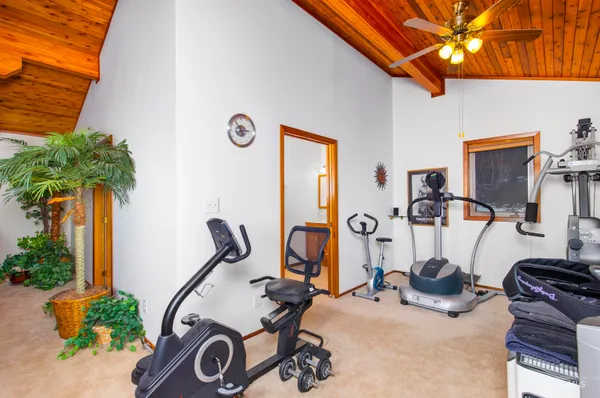 $1,395,000 | 325 Wambli Wahohpi, Cocolalla, ID 83813