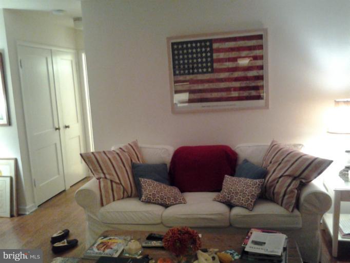 4004 Beecher Street Northwest, Unit 303 Washington, DC 20007 - Photo 2 of 6 Living Room