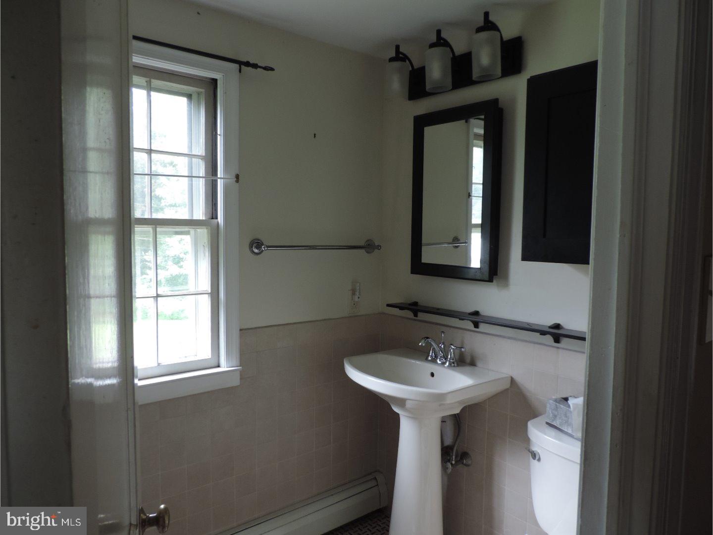 66 Mallard Road Southampton, PA 18966 - Photo 16 of 17 Gallery Image 16