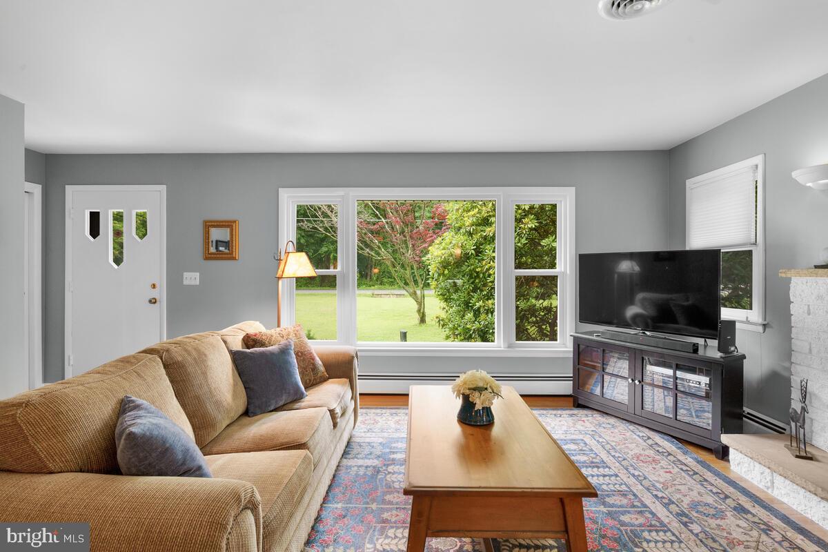 7940 Brink Road Gaithersburg, MD 20882 - Photo 7 of 65