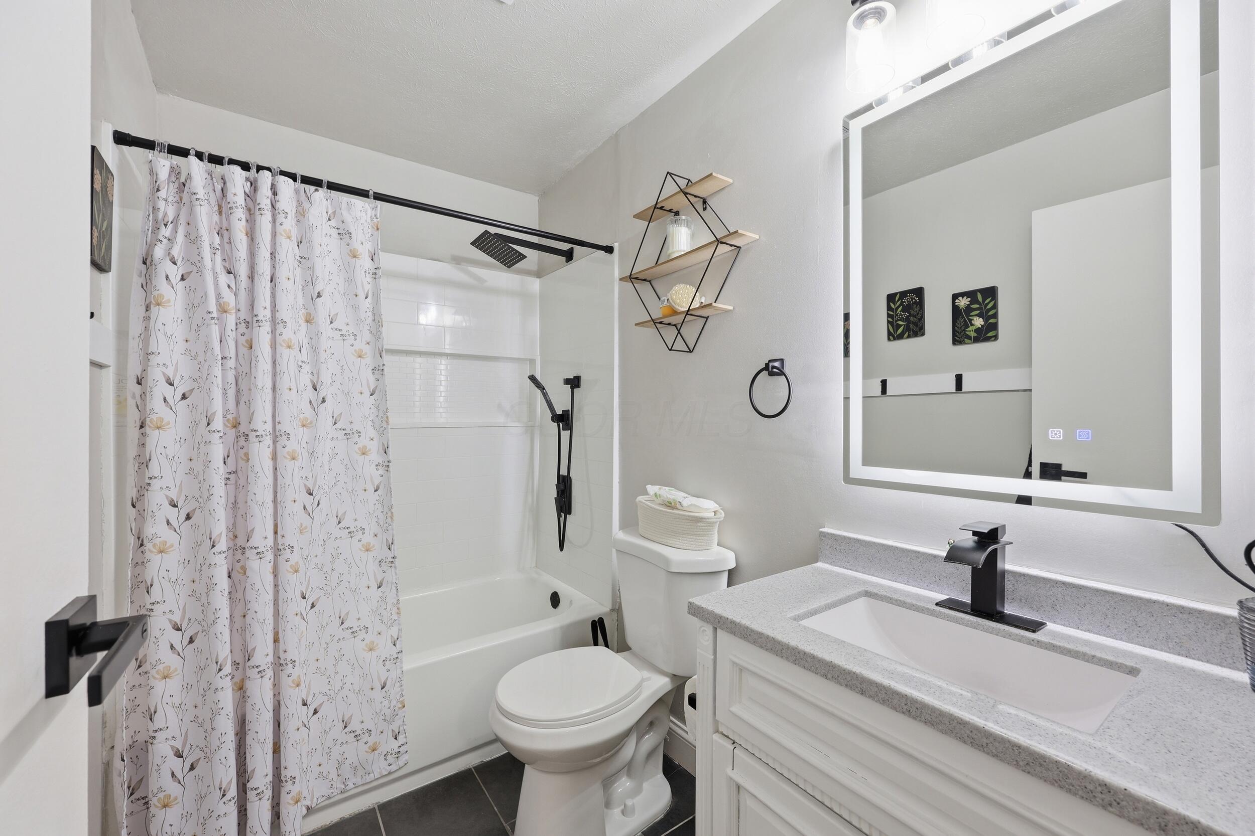 6097 Karl Road Columbus, OH 43229 - Photo 18 of 24