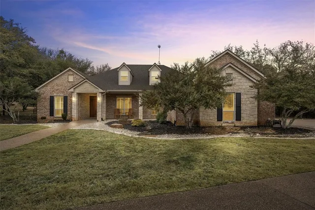 $975,000 | 130 Winding Trail, Crawford, TX 76638