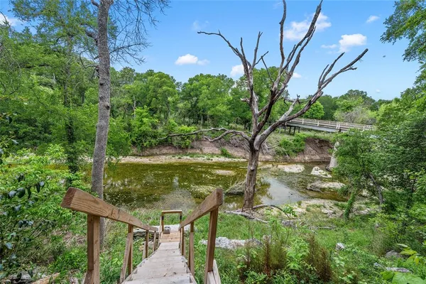 $949,900 | 130 Winding Trail, Crawford, TX 76638