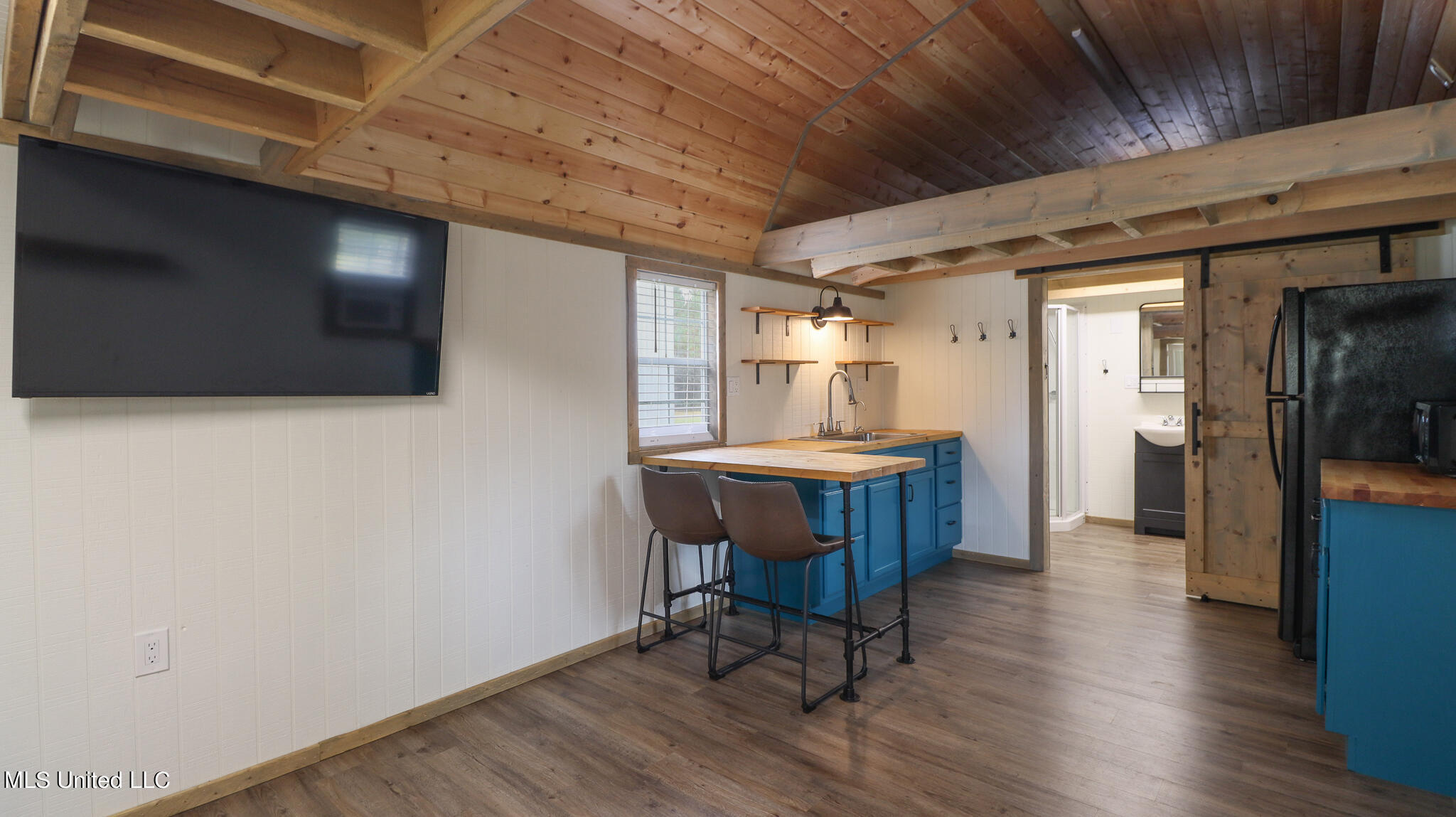 507 Wire Road East Perkinston, MS 39573 - Photo 7 of 21 Sunflower-4908
